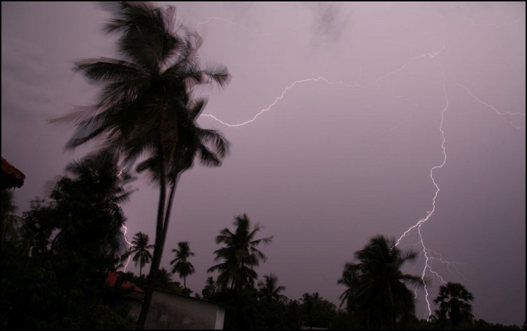 বৃষ্টি নিয়ে আবারও বড় দুঃসংবাদ জানাল আবহাওয়া অধিদপ্তর