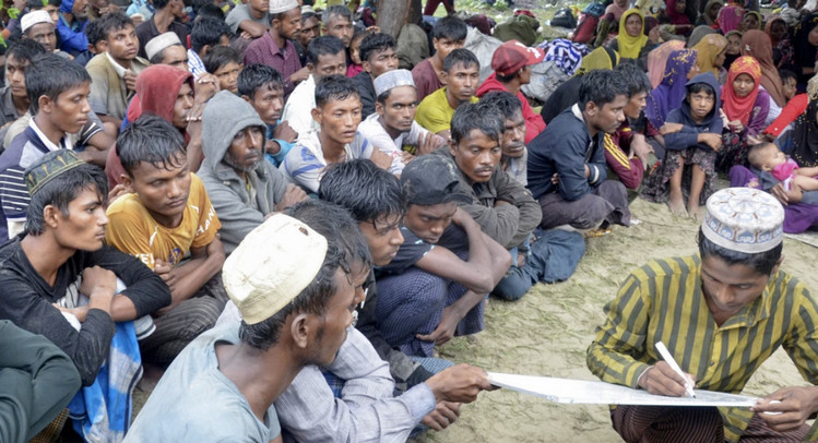 এই মাত্র পাওয়া ; সাগরে ভেসে পৌঁছাল ২৬৪ জন! 