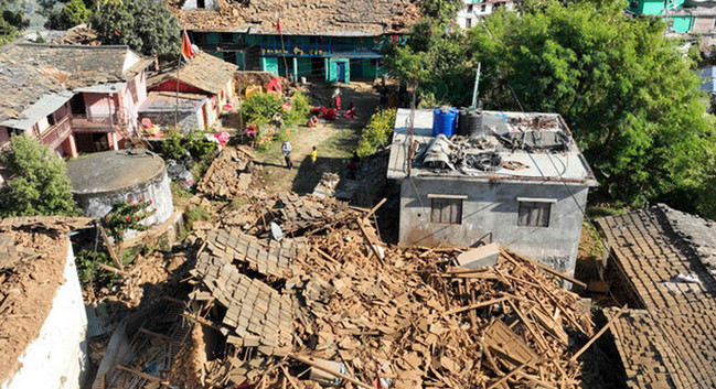 হঠাৎ শক্তিশালী ভূমিকম্প, অন্তত ৩৬ জনের প্রাণহানি