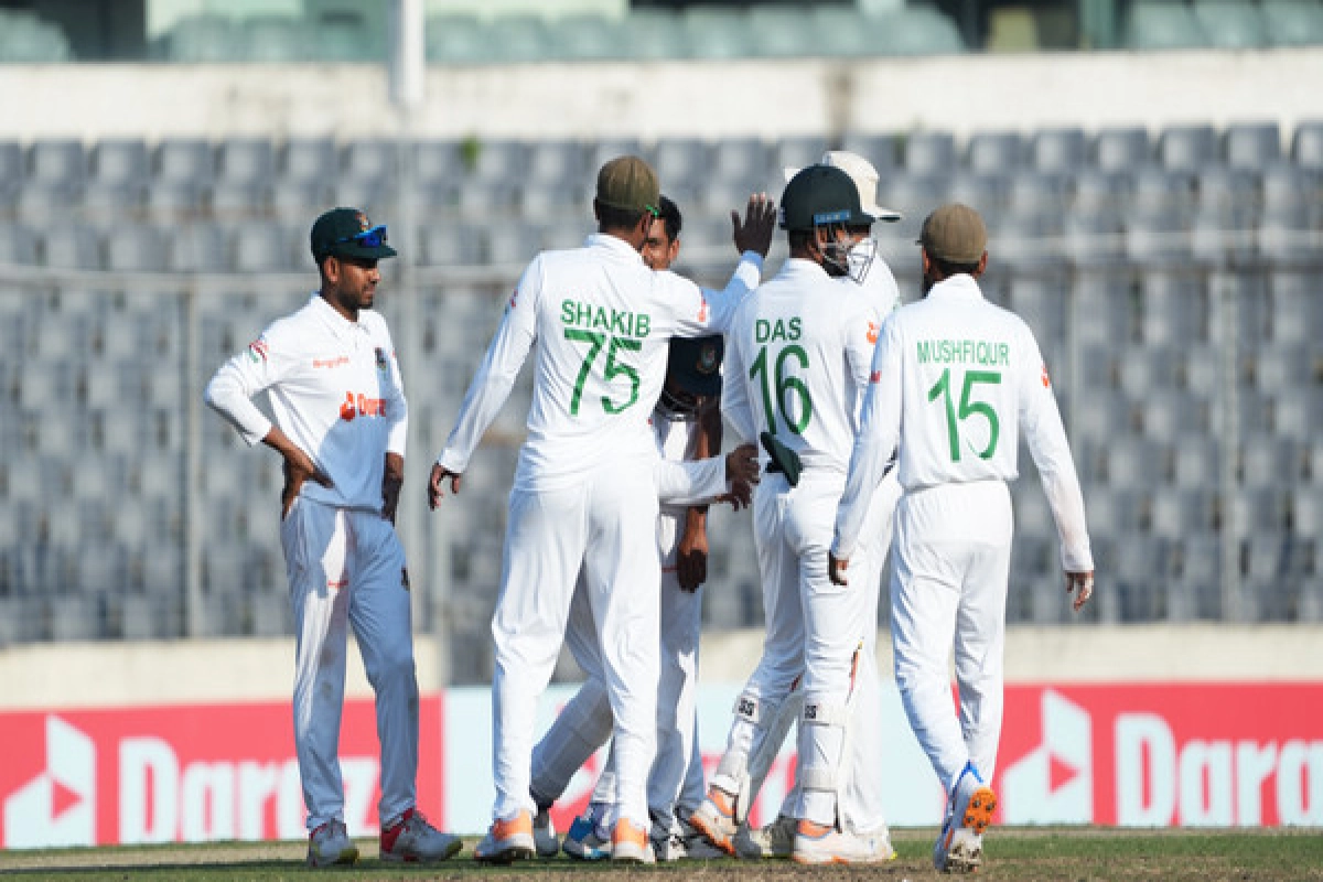 দুর্বল মানসিকতা ও টেম্পারমেন্টের পরিচয় দিয়েছে সাকিব বাহিনি