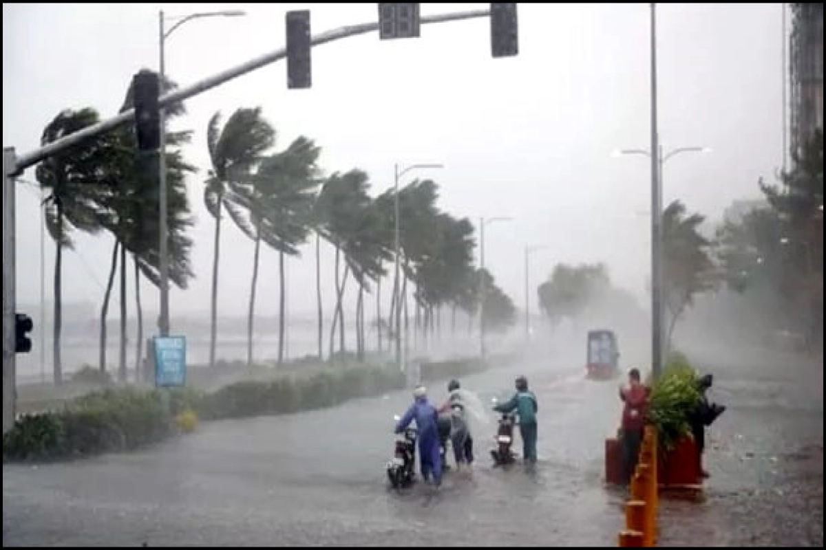 ঝড়-বৃষ্টি নিয়ে নিয়ে যে খবর জানালো আবহাওয়া অফিস