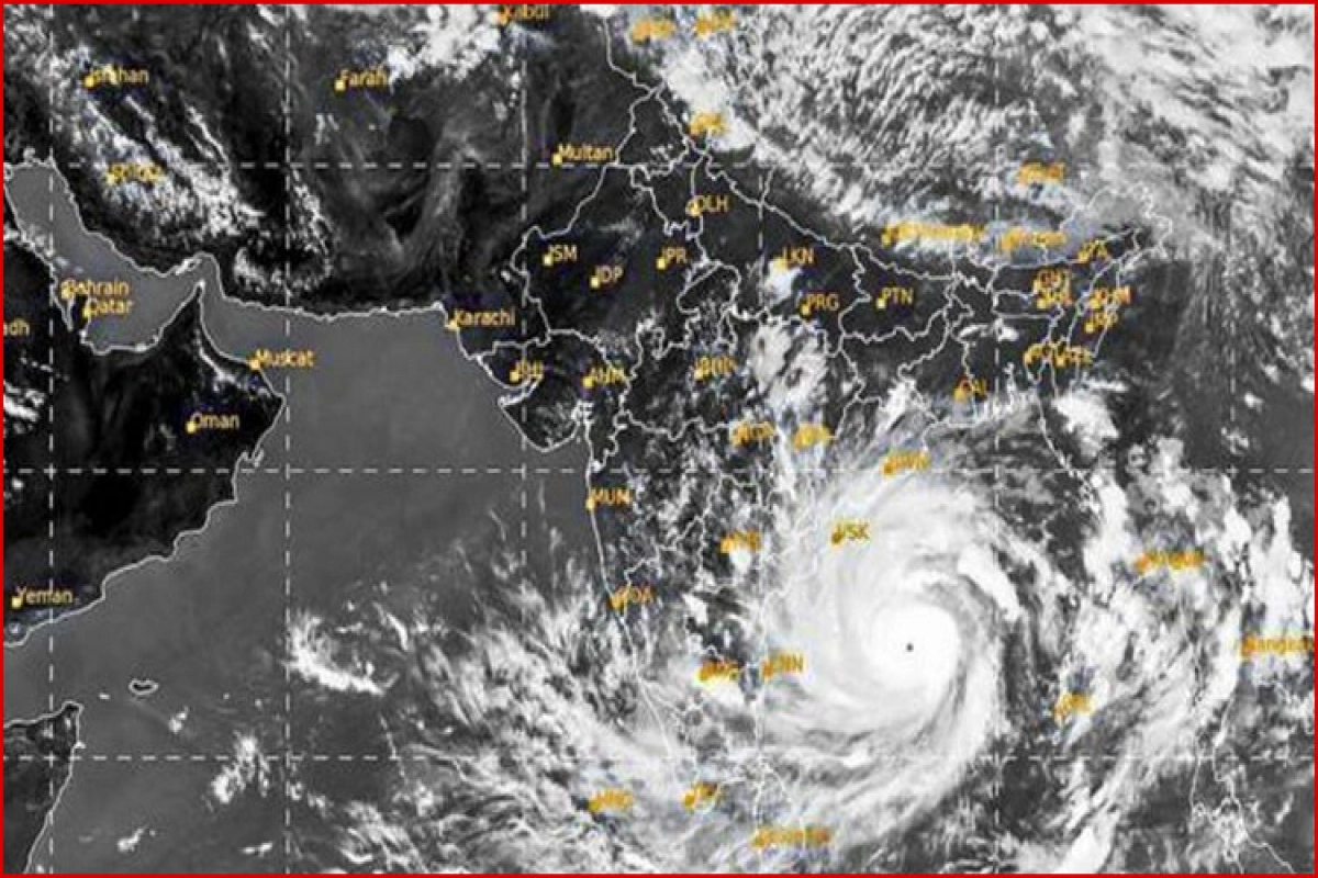 এই মাত্র পাওয়া ; ৭ জেলা ঘূর্ণিঝড় রেমালের চলবে ব্যাপক তান্দব, রাতেই ১০নং মহা-বিপদ সংকেত ঘোষণা