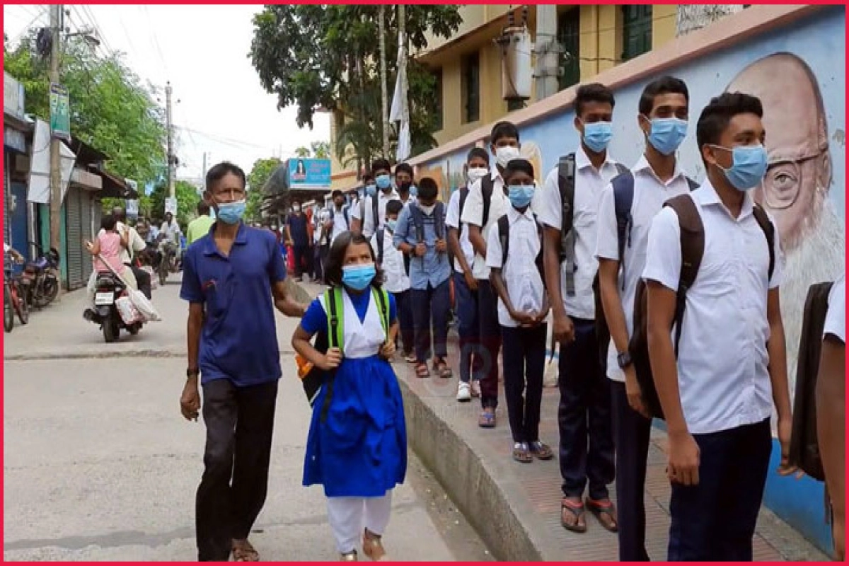 ব্রেকিং নিউজ ; আজ স্কুল খোলার ঘোষণা থাকলেও আসলো নতুন সিদ্ধান্ত