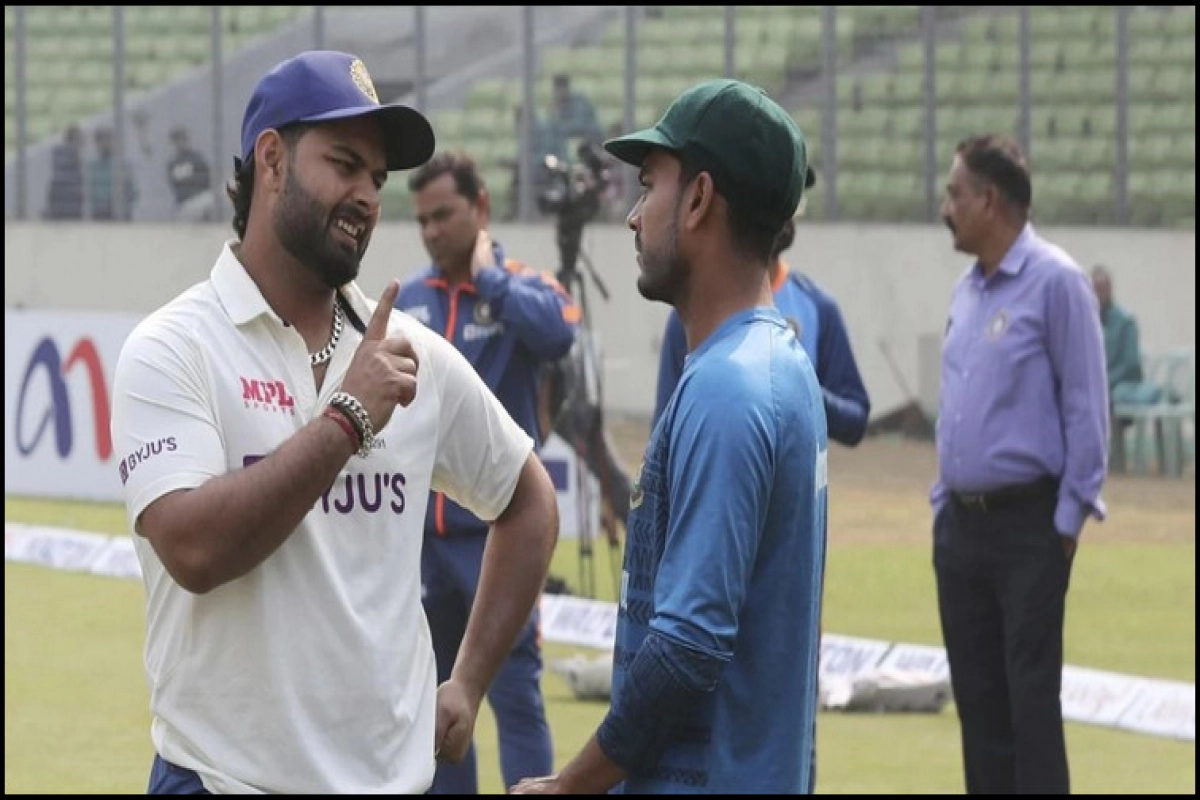 সিরিজের আগেই রোহিত ও মিরাজের কথোপকথন ফাঁস, দেশজুড়ে তুমুল আলোচনার ঝড়