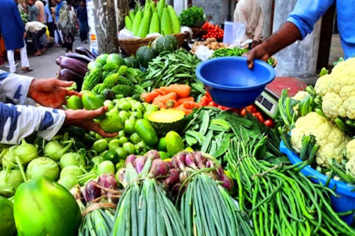 আলু ২৫, শিম ১০, বেগুন-করলা ২৫, ফুলকপি ৫ টাকা কেজি